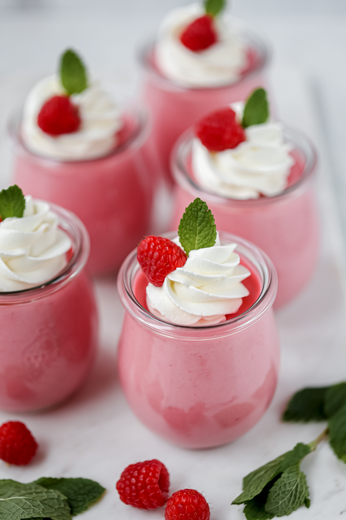 Raspberry mousse cups