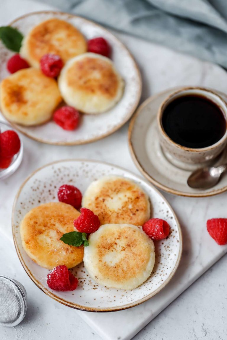 Syrniki Ukrainian cheese pancakes