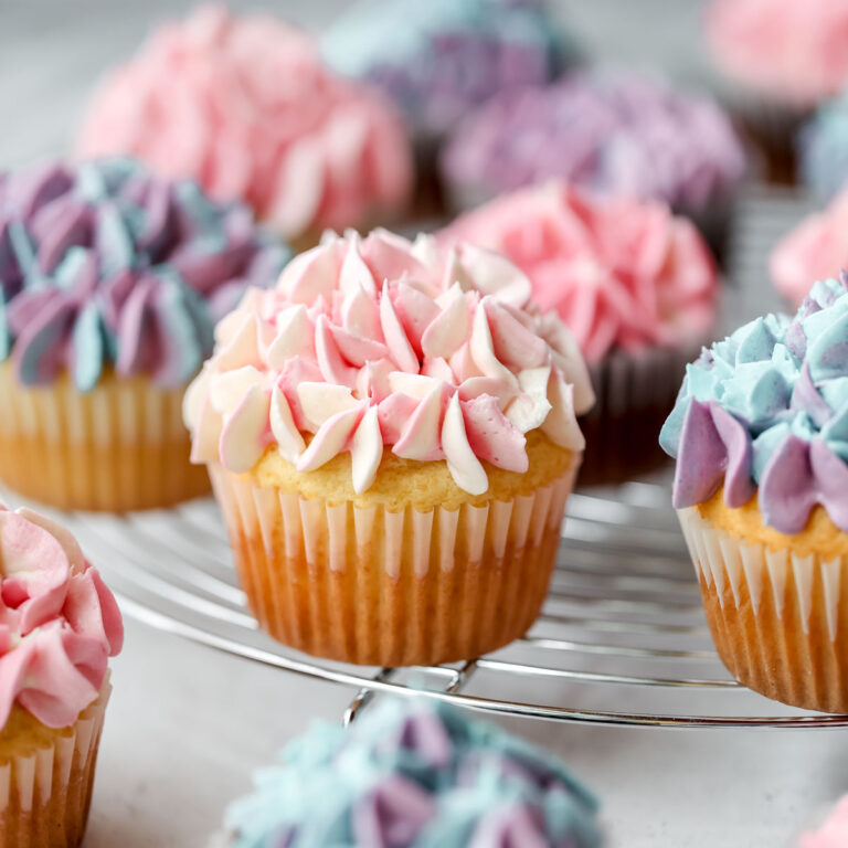 Cupcake decorated with buttercream in the form of hydrangea.