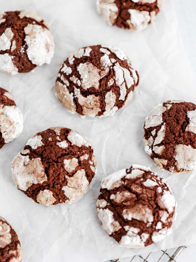 Chocolate crinkle cookies on the table.