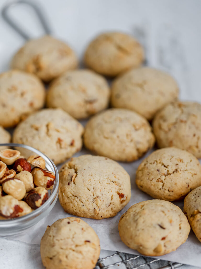 Hazelnut cookies on the table.