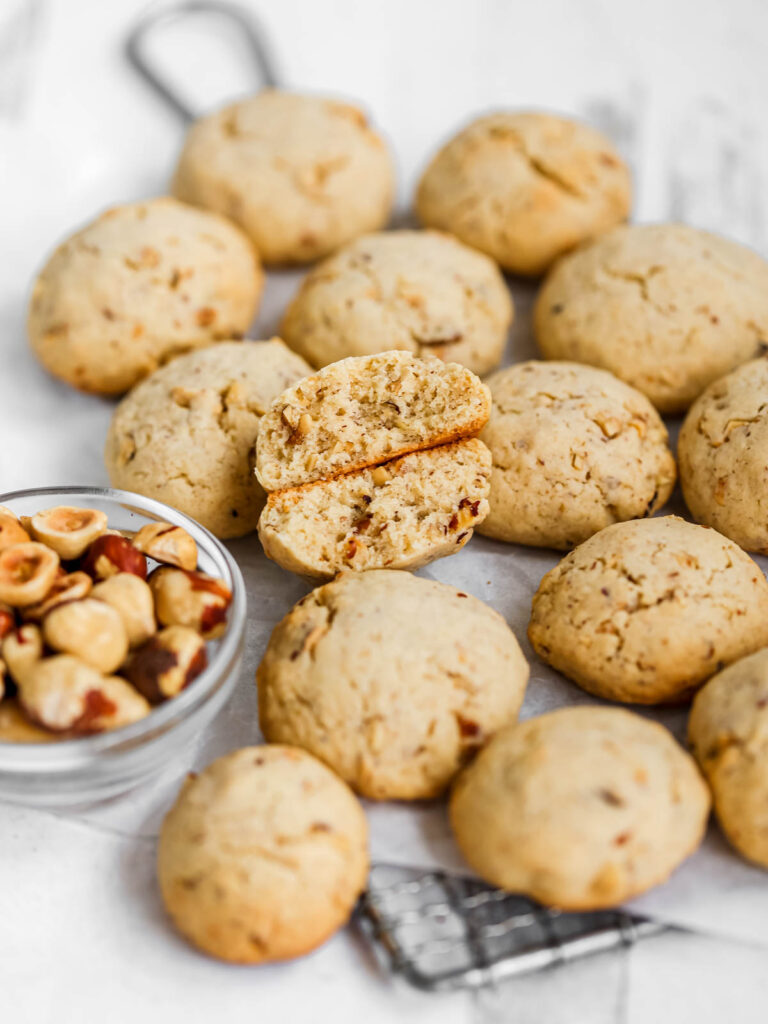 Hazelnut cookies on the table.