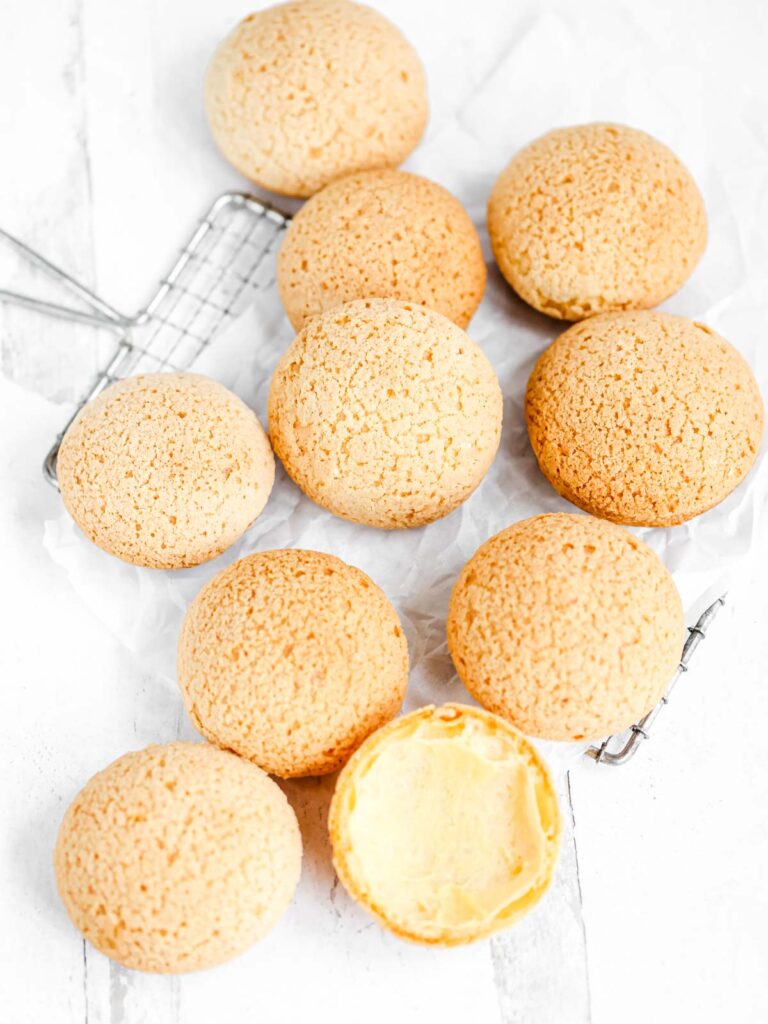 Choux au craquelin crispy cream puffs. 
