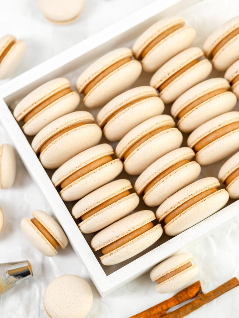 Cinnamon macarons in the white box.