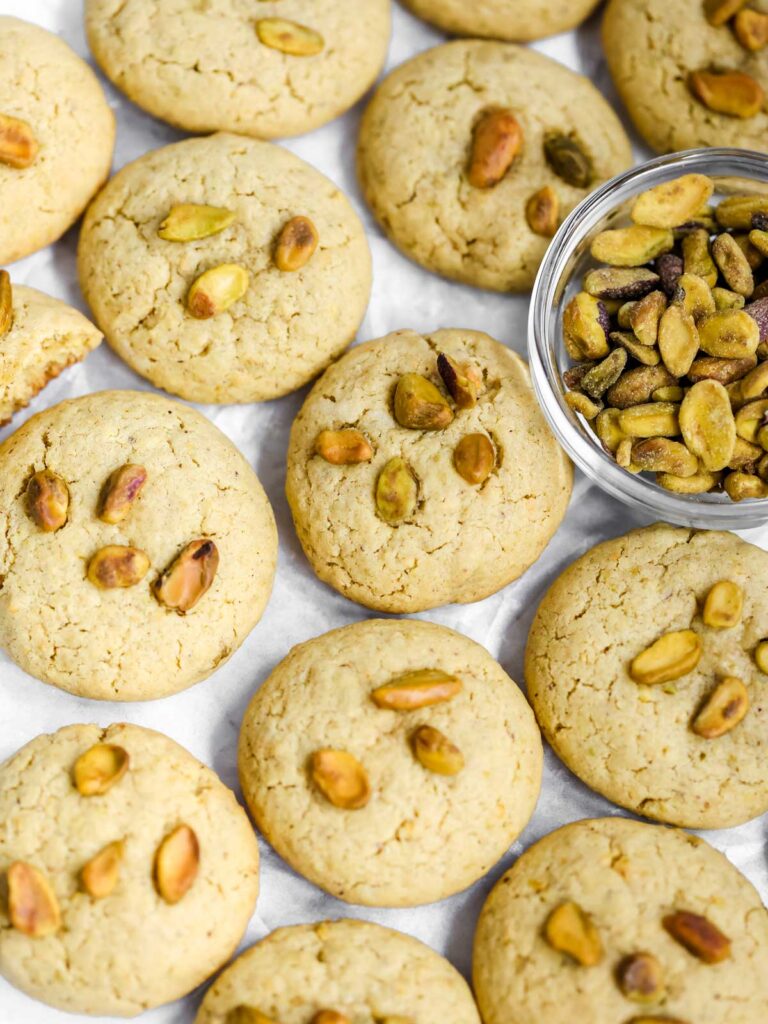 Pistachio cookies. 