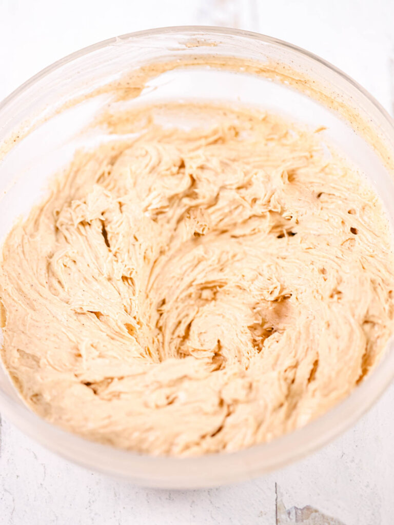 Pumpkin spice buttercream in the bowl. 