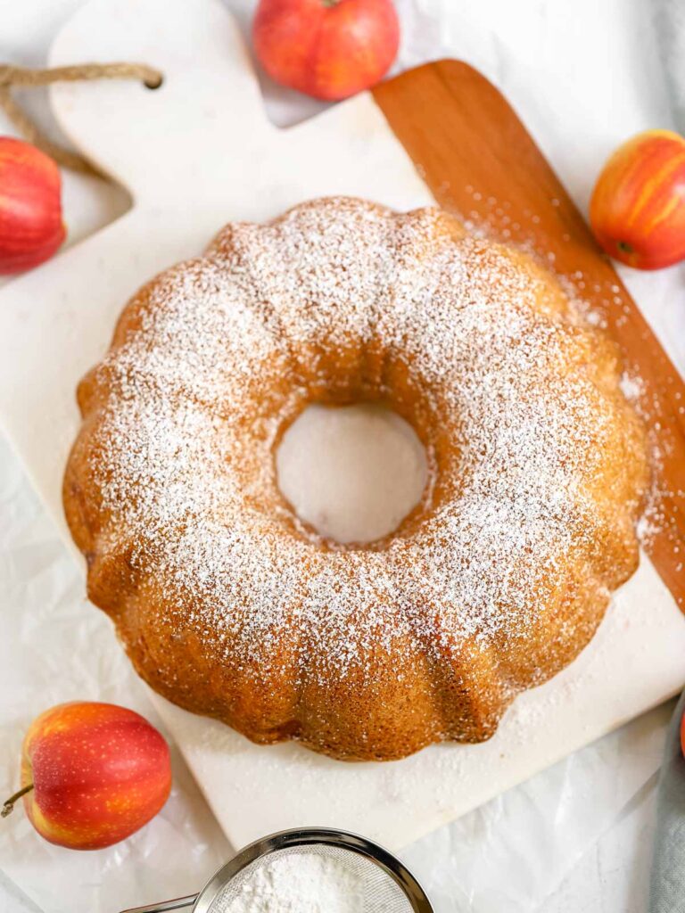 Apple cake on the cutting board.